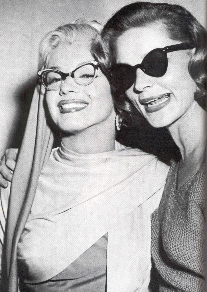 Con Marylin Monroe, sul set di “Come sposare un milionario“, 1953.