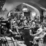 Il Rick's Cafè di Casablanca (1943)